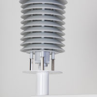 STAZIONE METEO Green Planet Bianco Base. 7 Grandezze - Unità di acquisizione e trasmissione UMTS/LTE - Alimentazione autonoma 12V - Struttura bianca con piastra base in acciaio - Pluviometro nero in materiale plastico, bocca da 300 cm2 e bascula in plastica - immagine 6